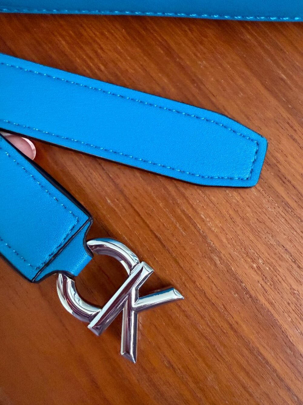 Classic Calvin Klein Bright Blue Vegan Leather Shoulder Bag - Picture 8 of 15